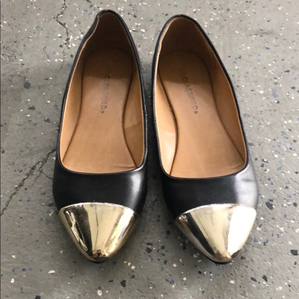 Black with Sliver tip flats